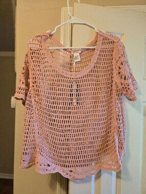 Ultra Pink XL pale pink crocheted top, NWT